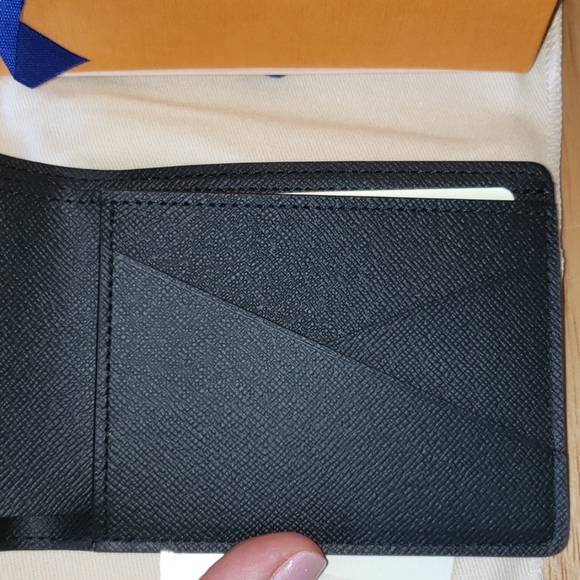 Louis Vuitton Virgil Abloh & Nigo Limited Edition Multiple Wallet LV2 Damier - Picture 7 of 13